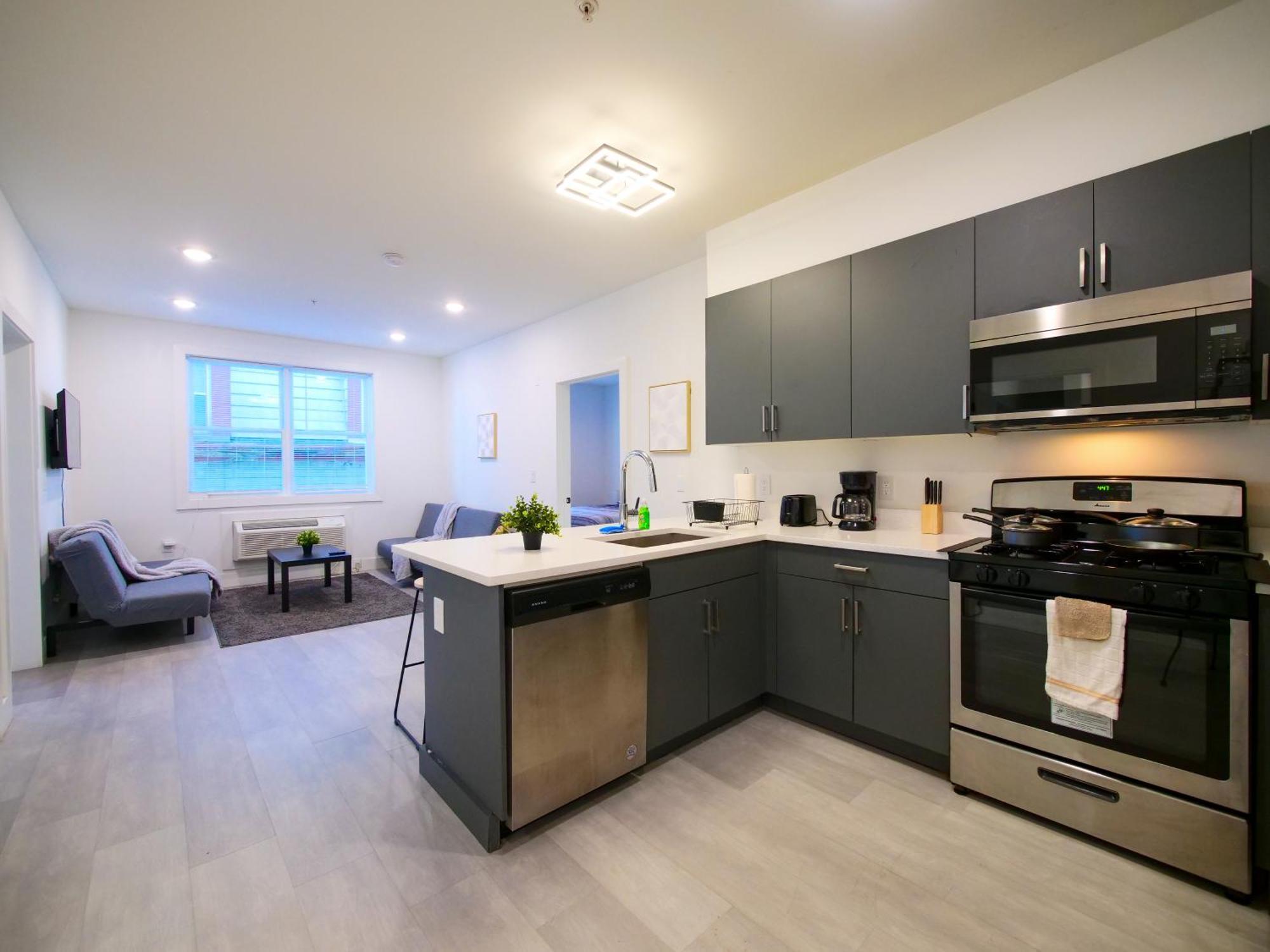 New Modern Serenity- 2Br Retreat Near New York City Bayonne Εξωτερικό φωτογραφία
